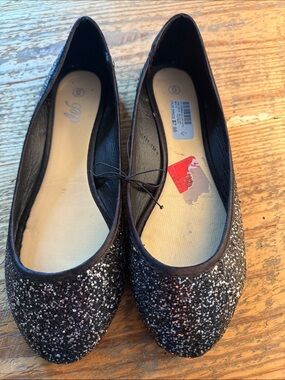 Deb Black & Silver Glitter Ballet Flats - Slip-On Women's Loafers
